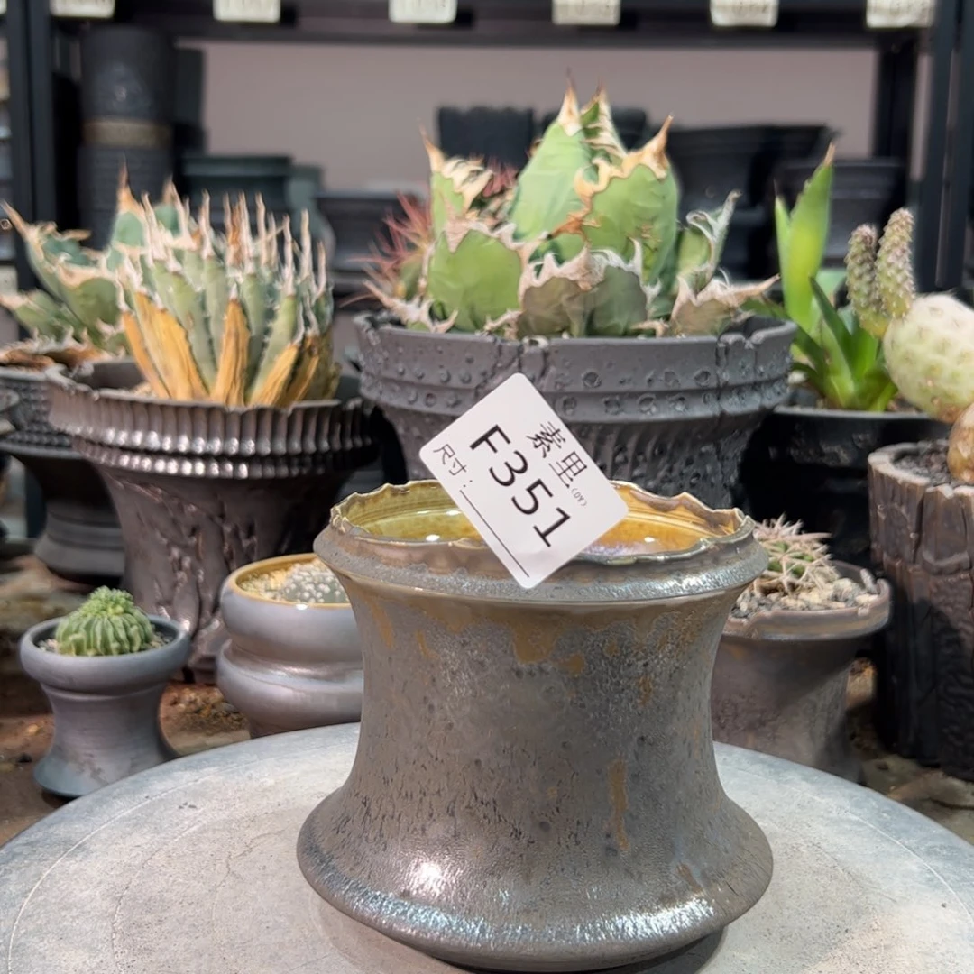 景德镇手工素里内口10.5高10.5瑕疵