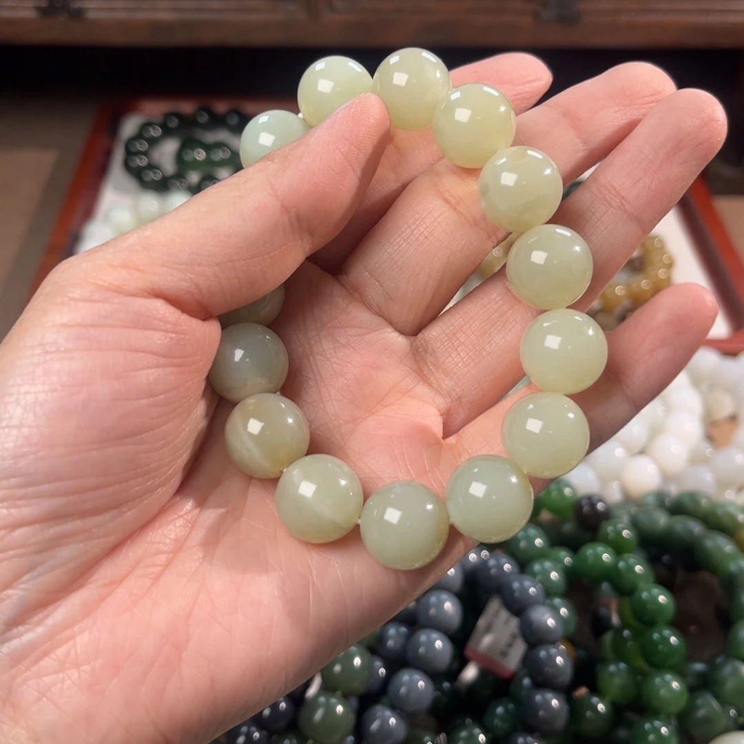 和田玉未镶嵌手链