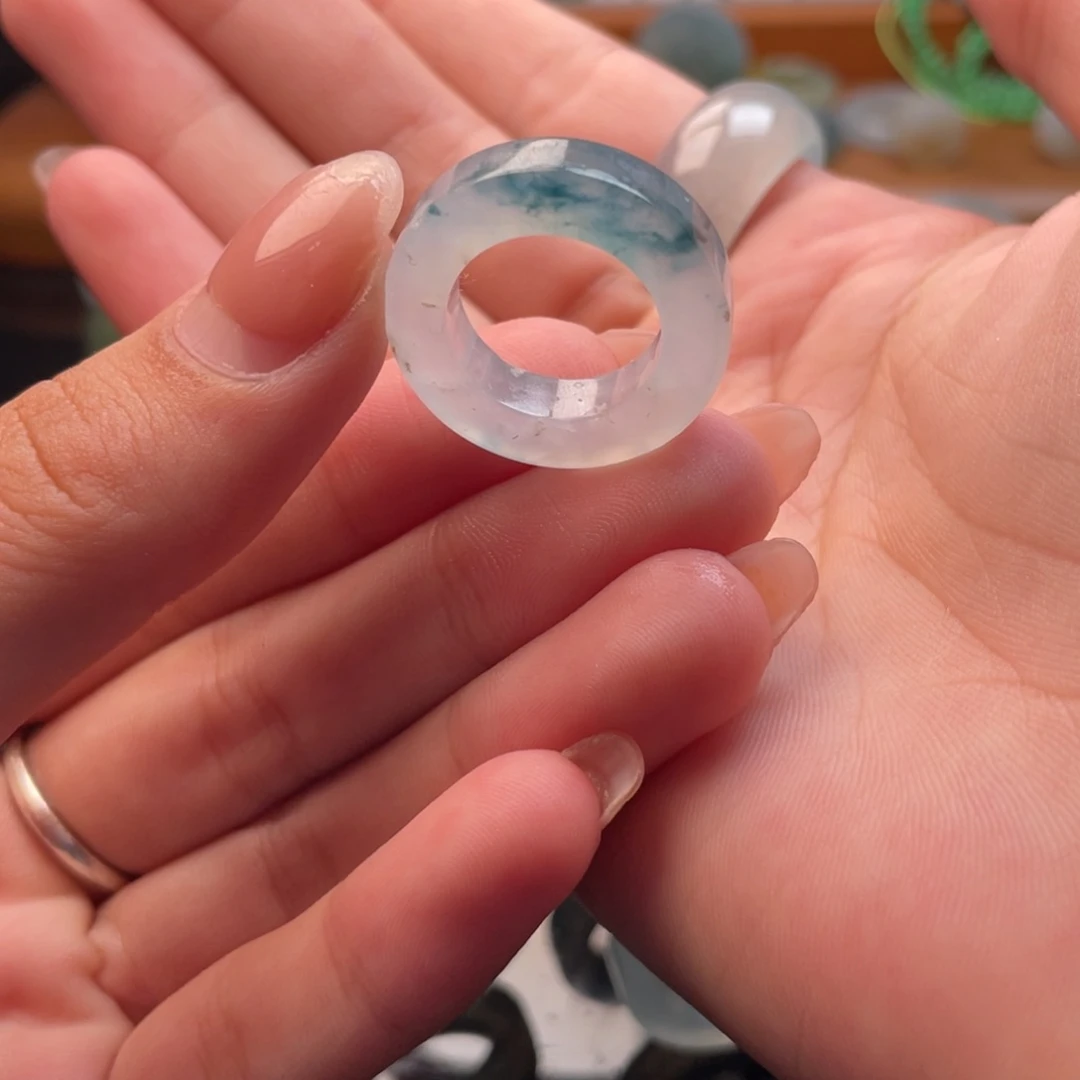 未镶嵌定制翡翠蓝色极光