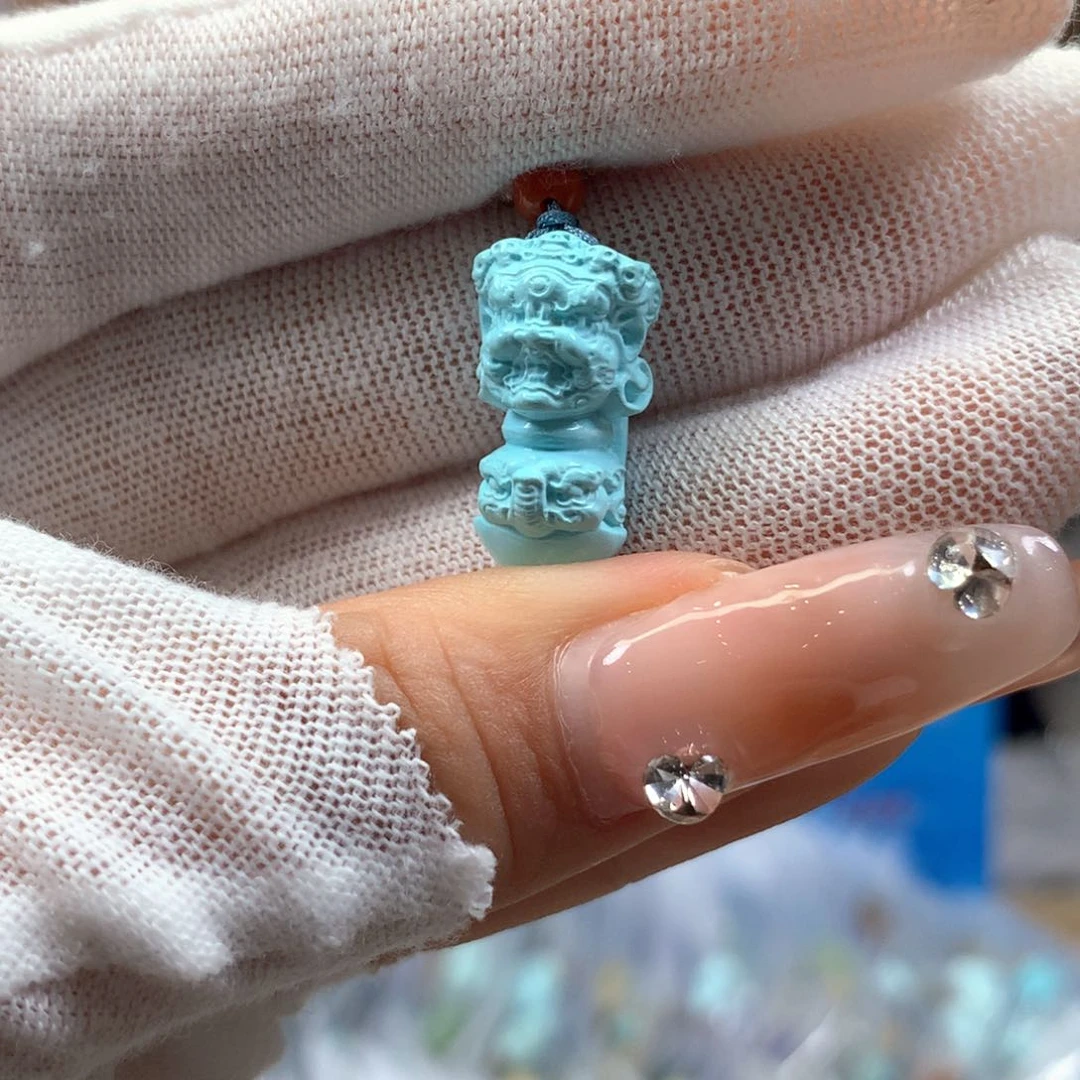 绿松石未镶嵌挂件