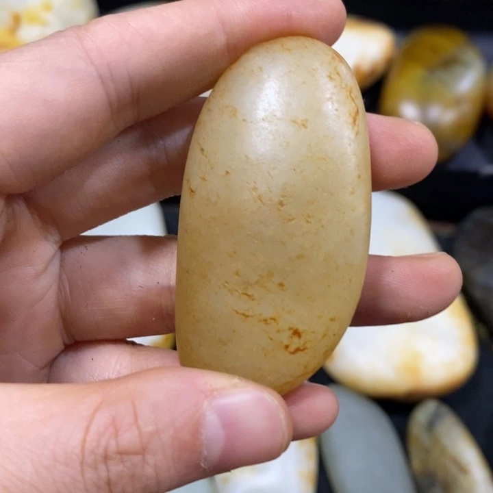 和田玉（糖玉）未镶嵌挂件