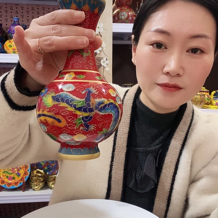 柠***檬扇子景泰蓝的天空和大海一样美丽