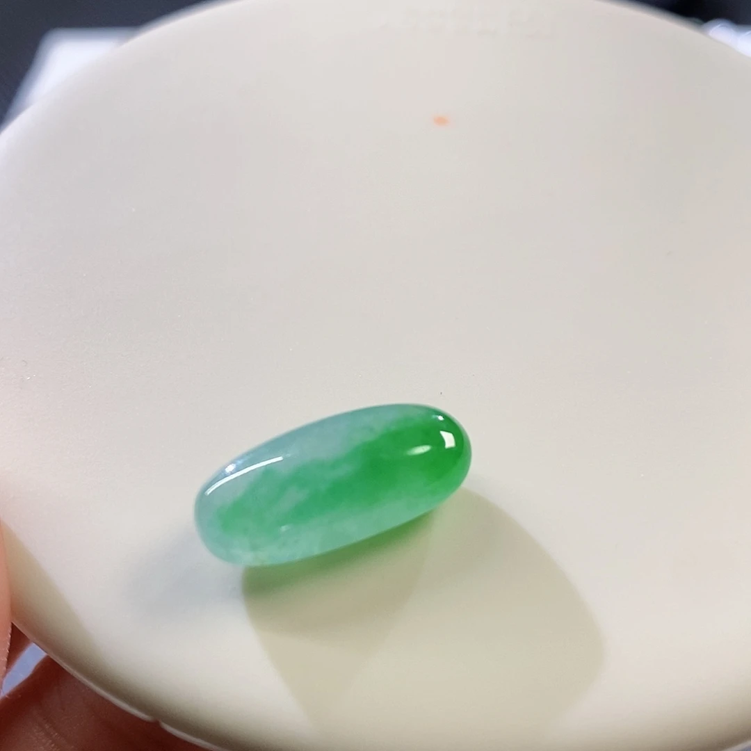 翡翠挂件未镶嵌乖****y随行