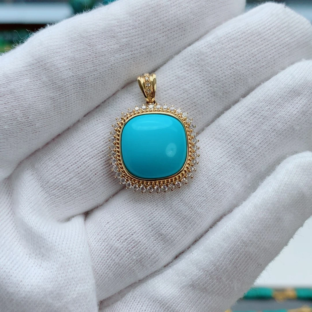 绿松石颈饰18K金镶嵌