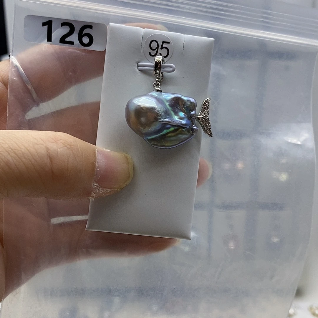 合金耳饰淡水珍珠