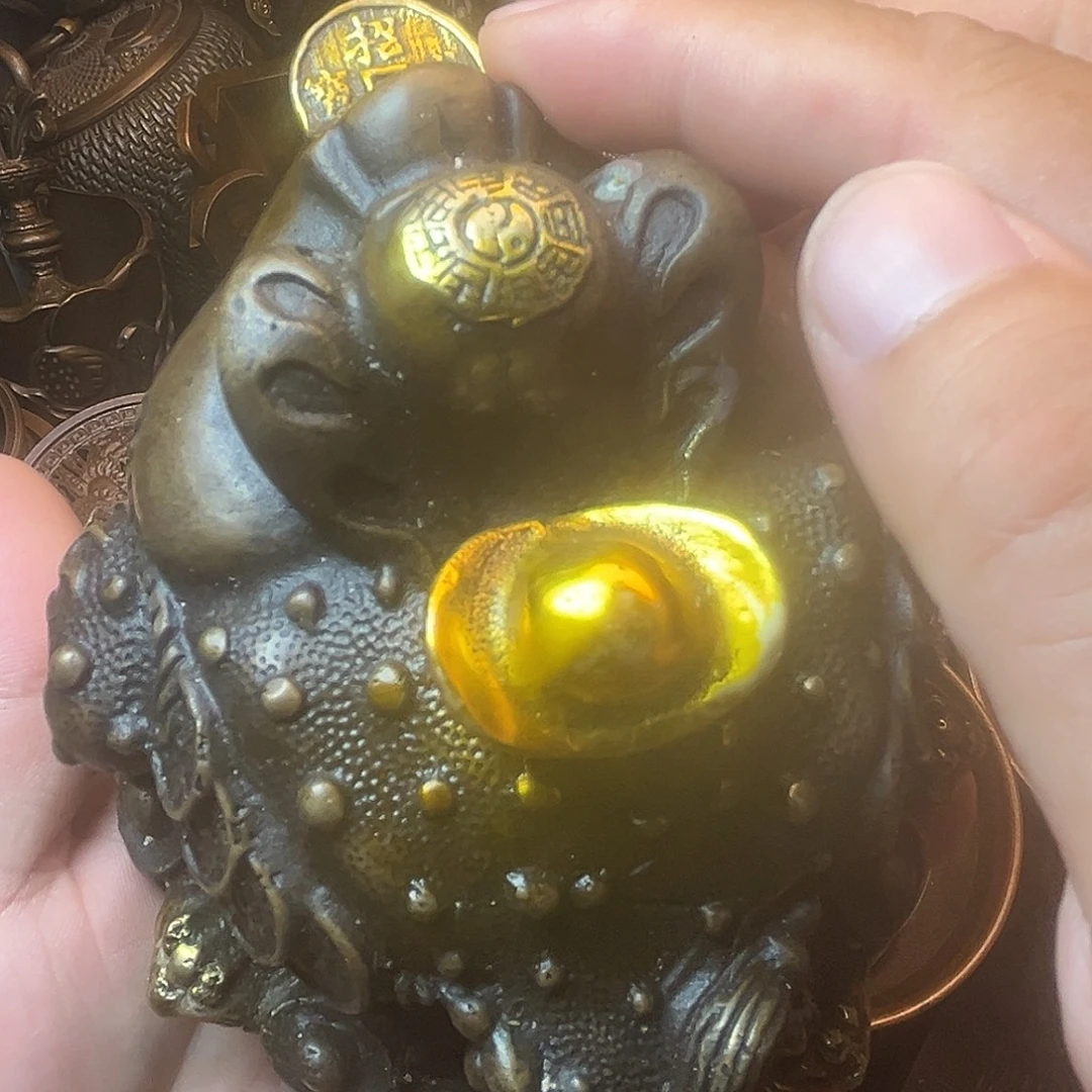 精美铜器工艺品等