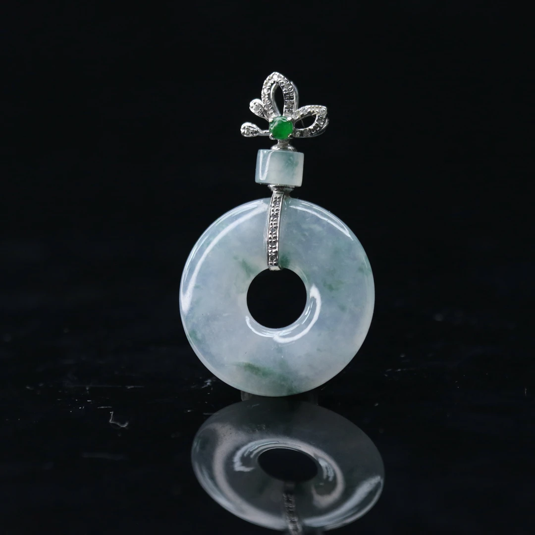 FC5天然缅甸翡翠A货18k甜甜圈吊坠/301053/保利厦门拍卖