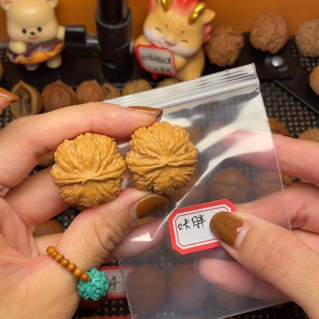 咔***胖吊坠文玩核桃29尺全品矮桩小蝴蝶磨盘