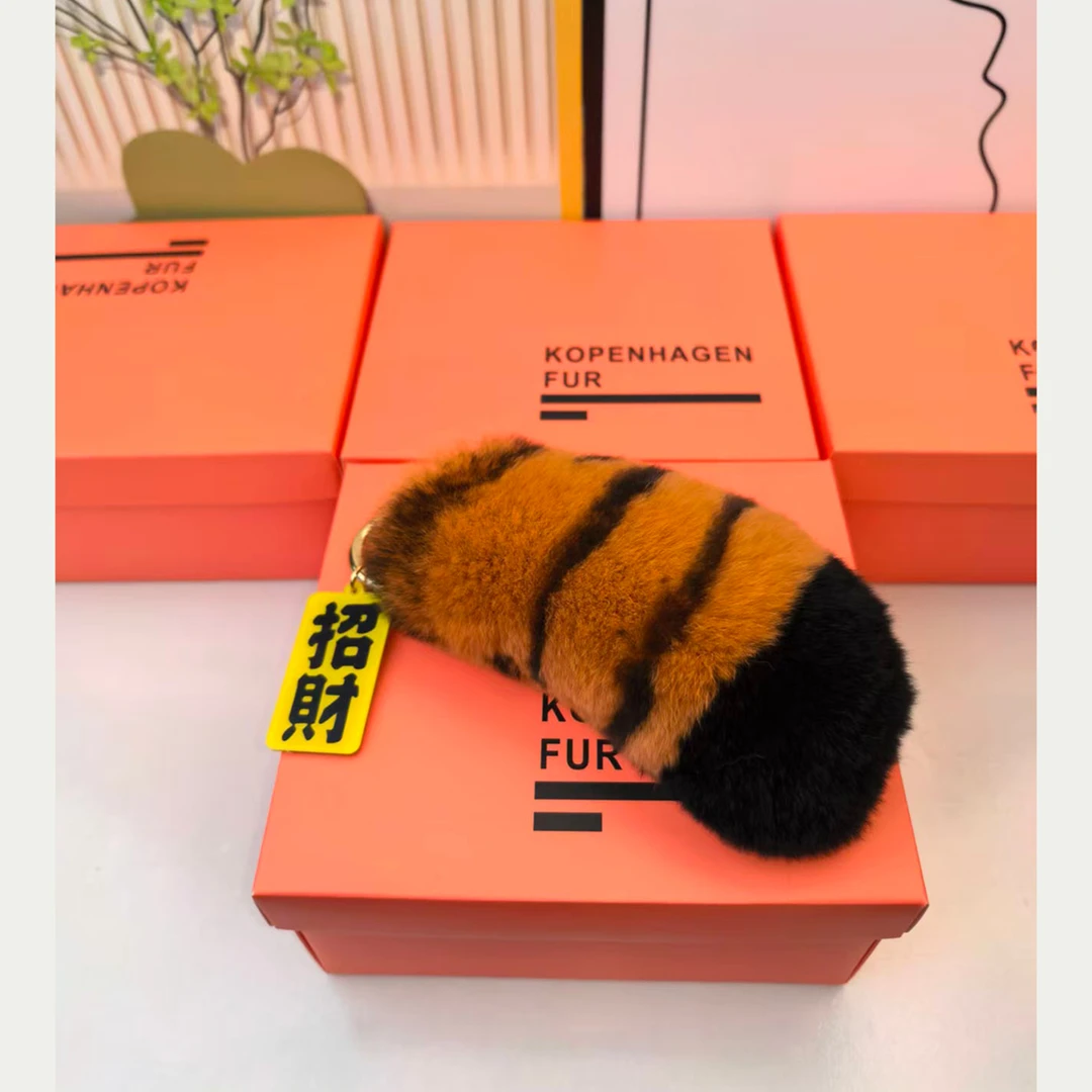 皮草獭兔老虎尾巴饰品包挂件汽车挂件钥匙扣挂件可爱毛绒生日礼物