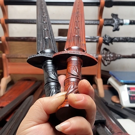 黑檀木做旧紫檀50小逆鳞