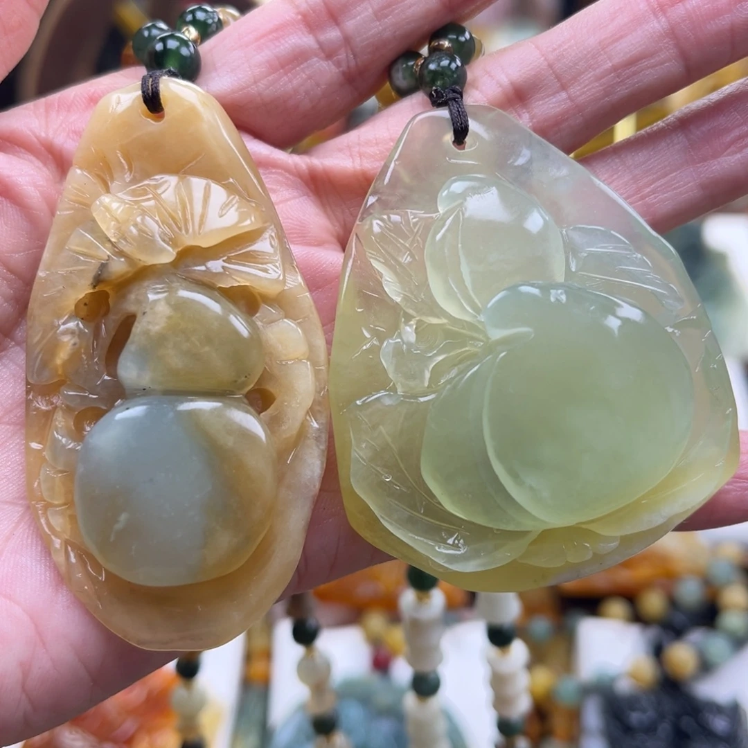 Z***店岫玉未镶嵌挂件挂件