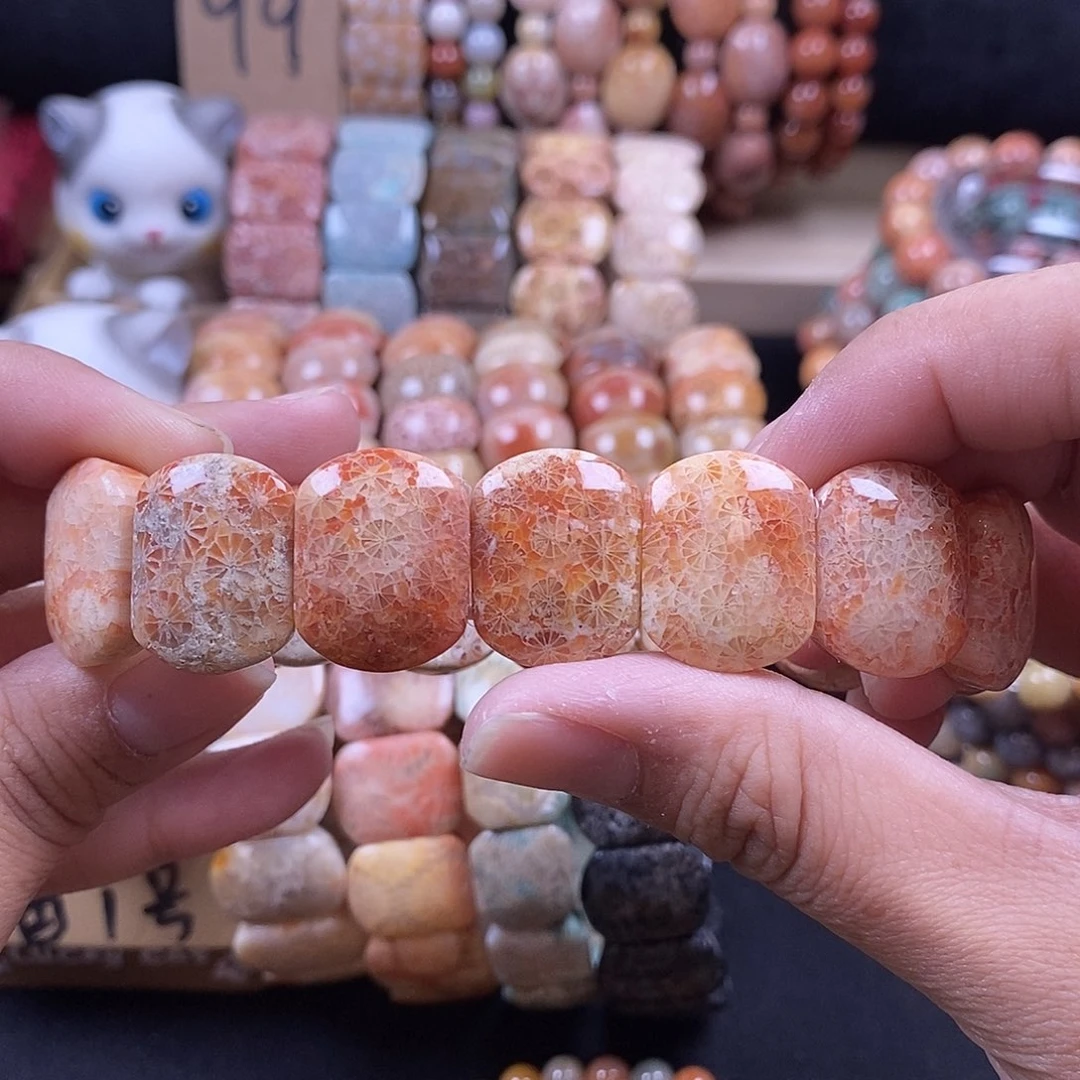 硅化珊瑚（珊瑚玉）手牌未镶嵌9