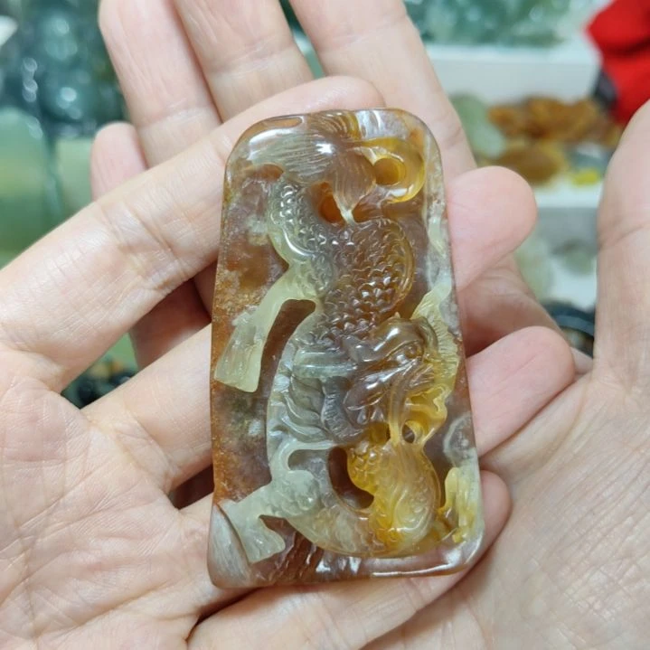 岫玉未镶嵌挂坠款式