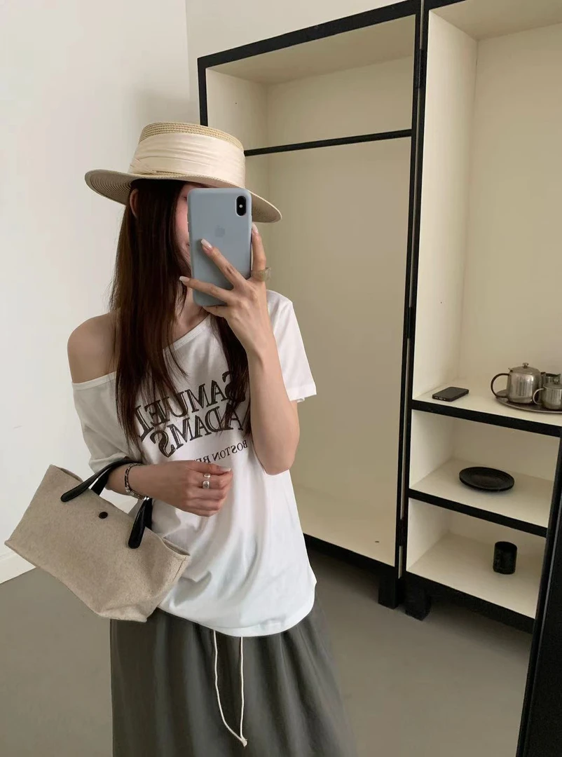 abow@2988 韩系休闲百搭斜肩字母印花短袖T（衣长62）6-29