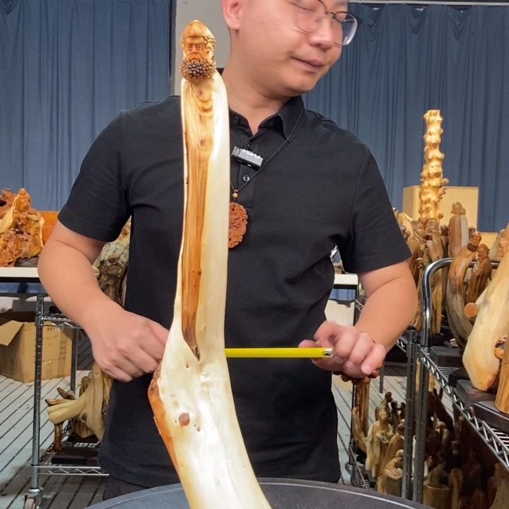 柏木（崖柏）随型摆件