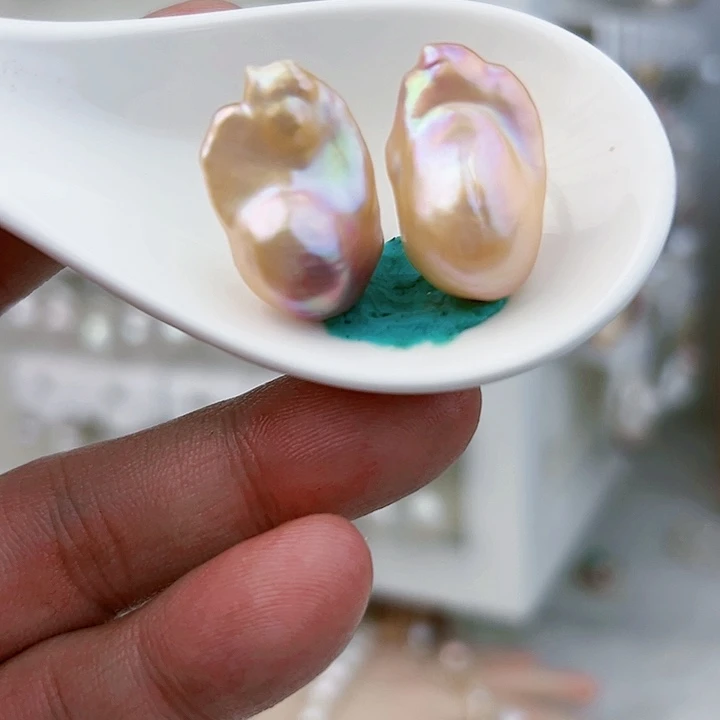 银S925镶嵌耳饰淡水珍珠