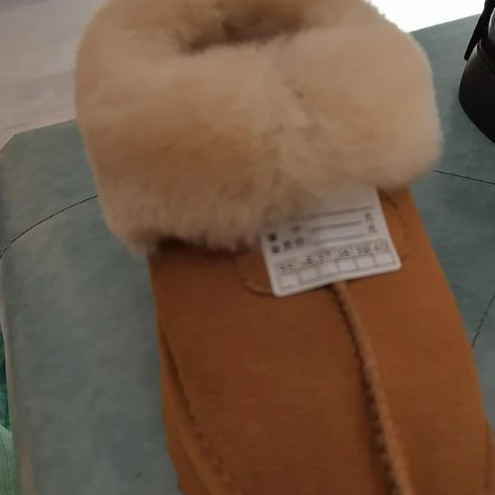 闪购雪地靴真皮39码
