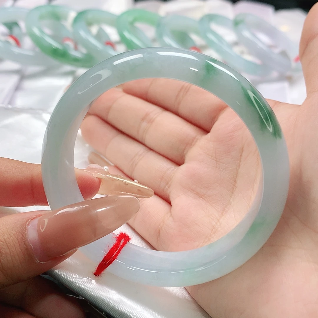 翡翠未镶嵌手镯缅甸天然翡翠