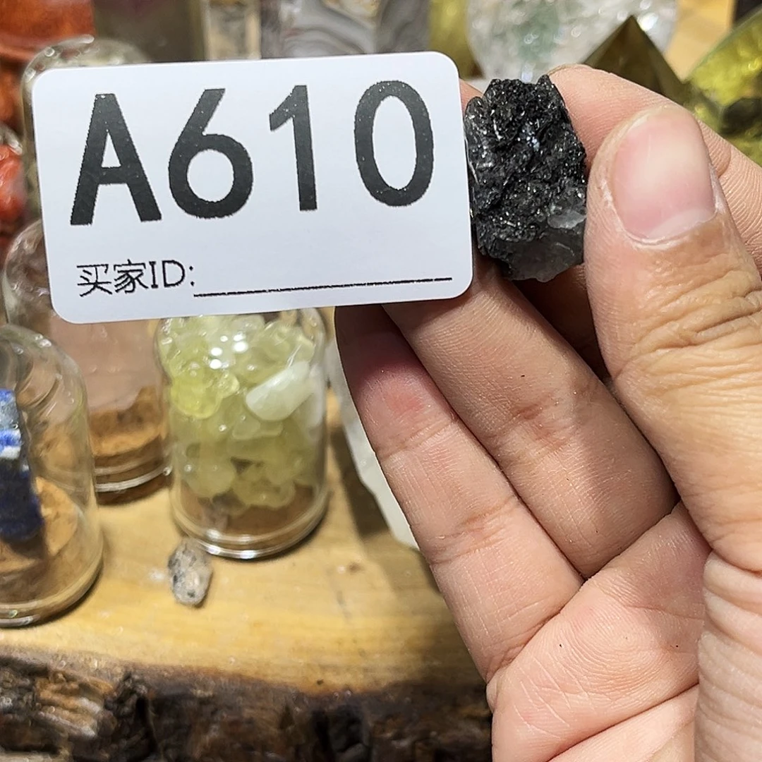 未镶嵌珠宝半成品水晶N****t多样性发其一微瑕
