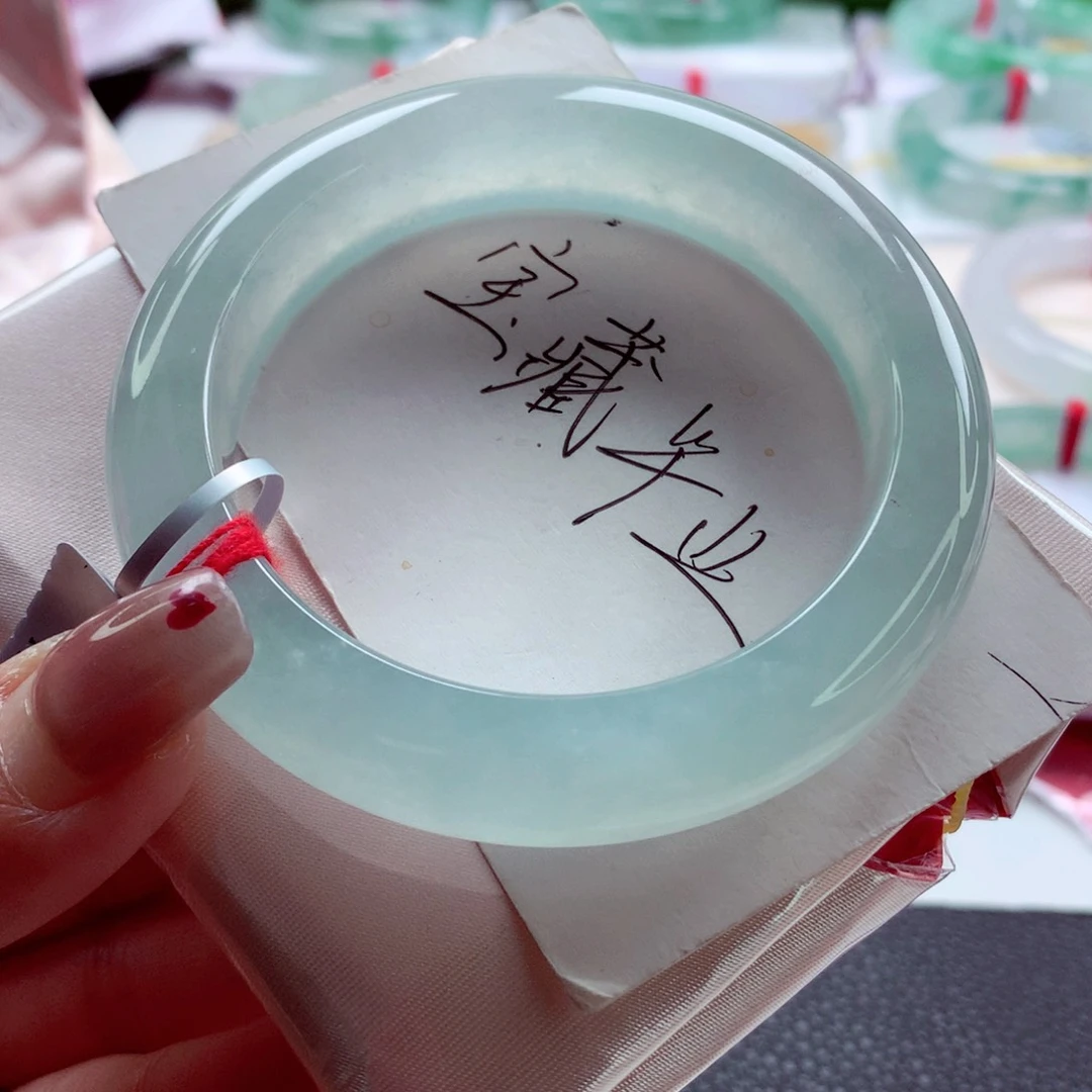 翡翠手镯未镶嵌师妹高冰极光透光（6号）