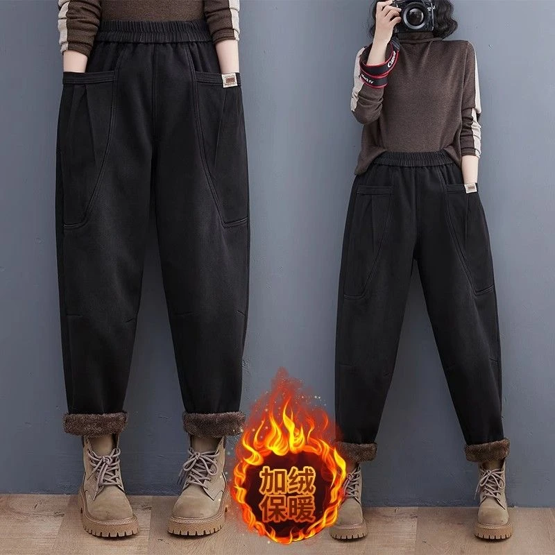 加绒加厚休闲大口袋牛仔裤女冬季妈妈裤子大码百搭宽松老爹哈伦裤