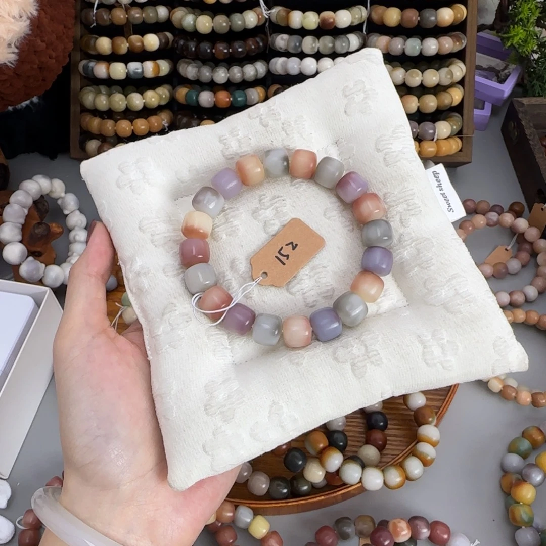 吊坠白玉菩提干磨桃花酿152