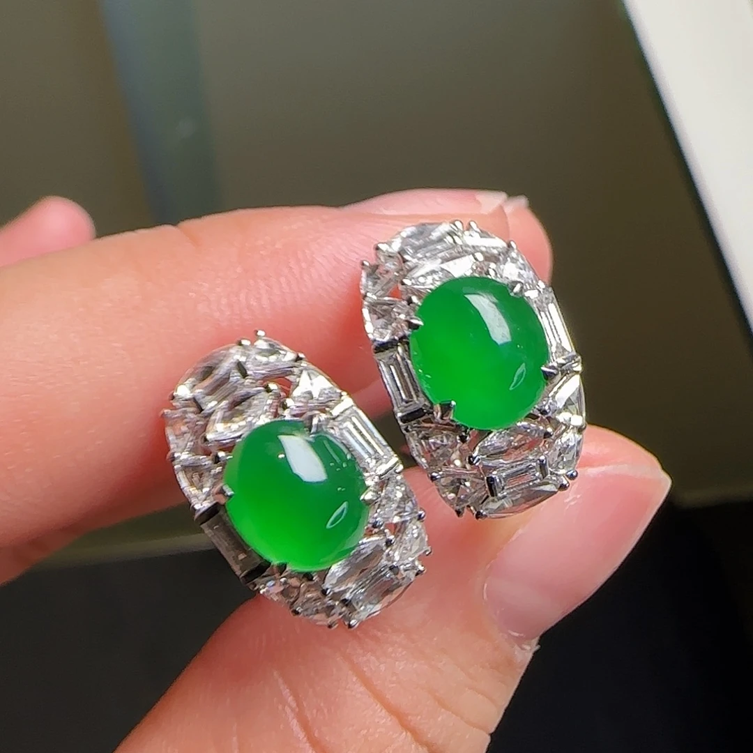 翡翠18K金镶嵌耳饰天然翡翠