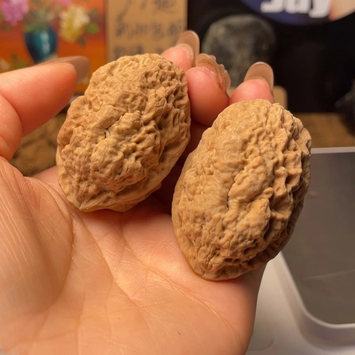 用****3云南铁核桃默认微瑕71