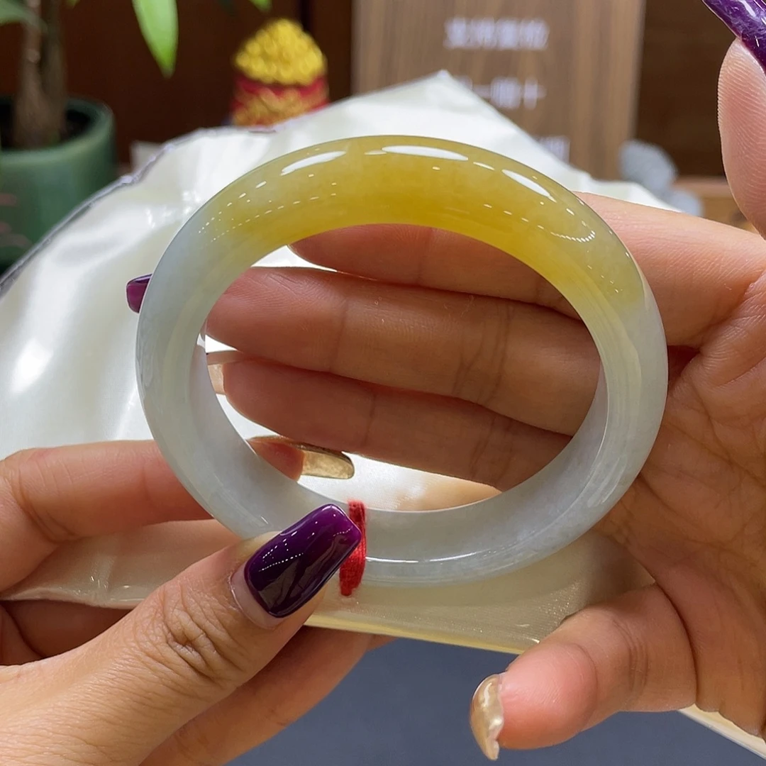 翡翠未镶嵌手镯60 号链接