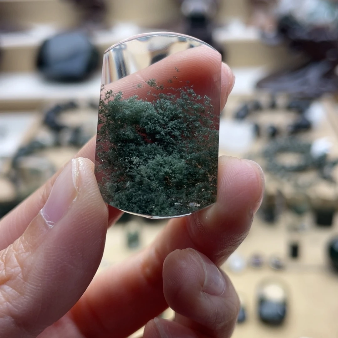 颈饰水晶未镶嵌绿幽灵吊坠