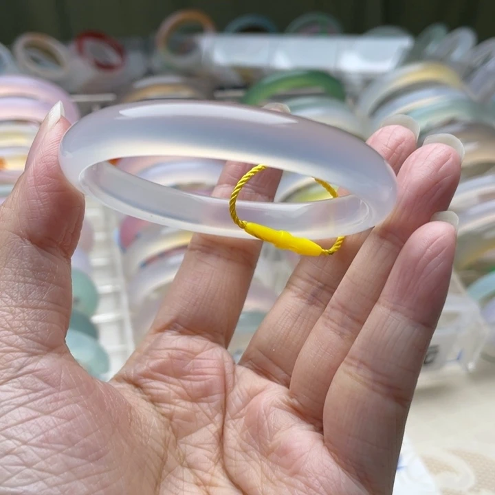 玛瑙/玉髓未镶嵌手镯55圈口