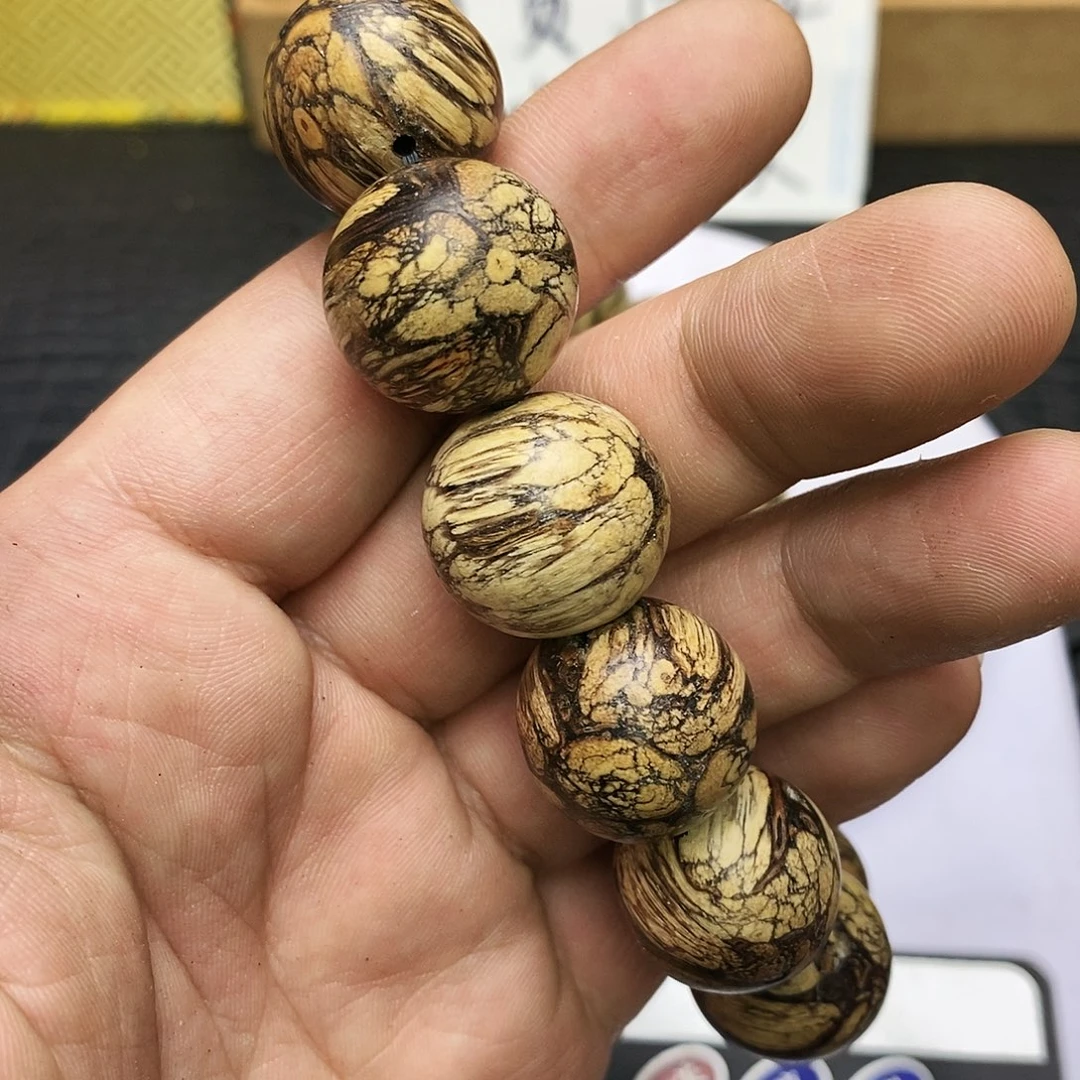 沉香碎屑沉香达拉干虎斑
