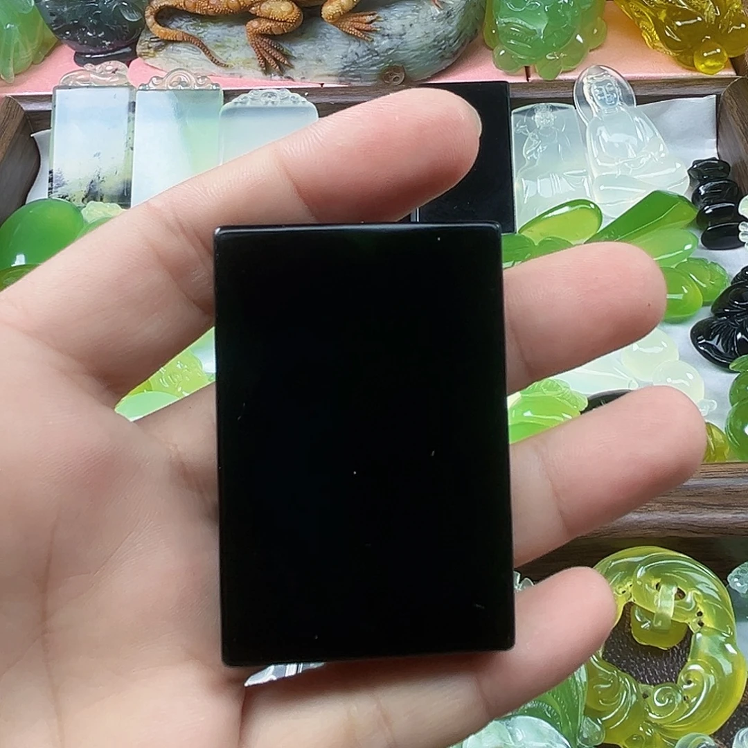 长***鹿岫玉未镶嵌吊坠(不含链)