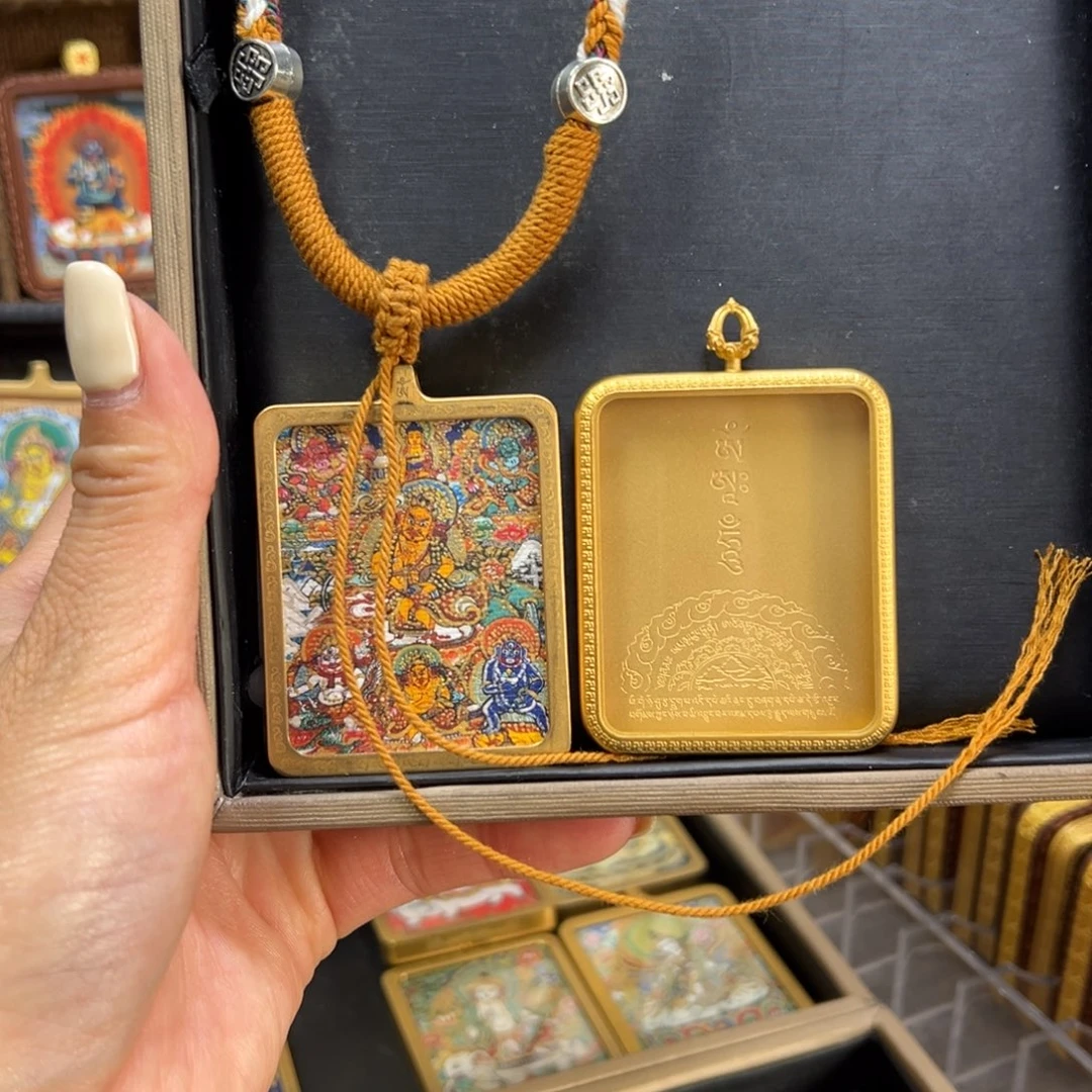 吊坠?****?美丽大方是每时都