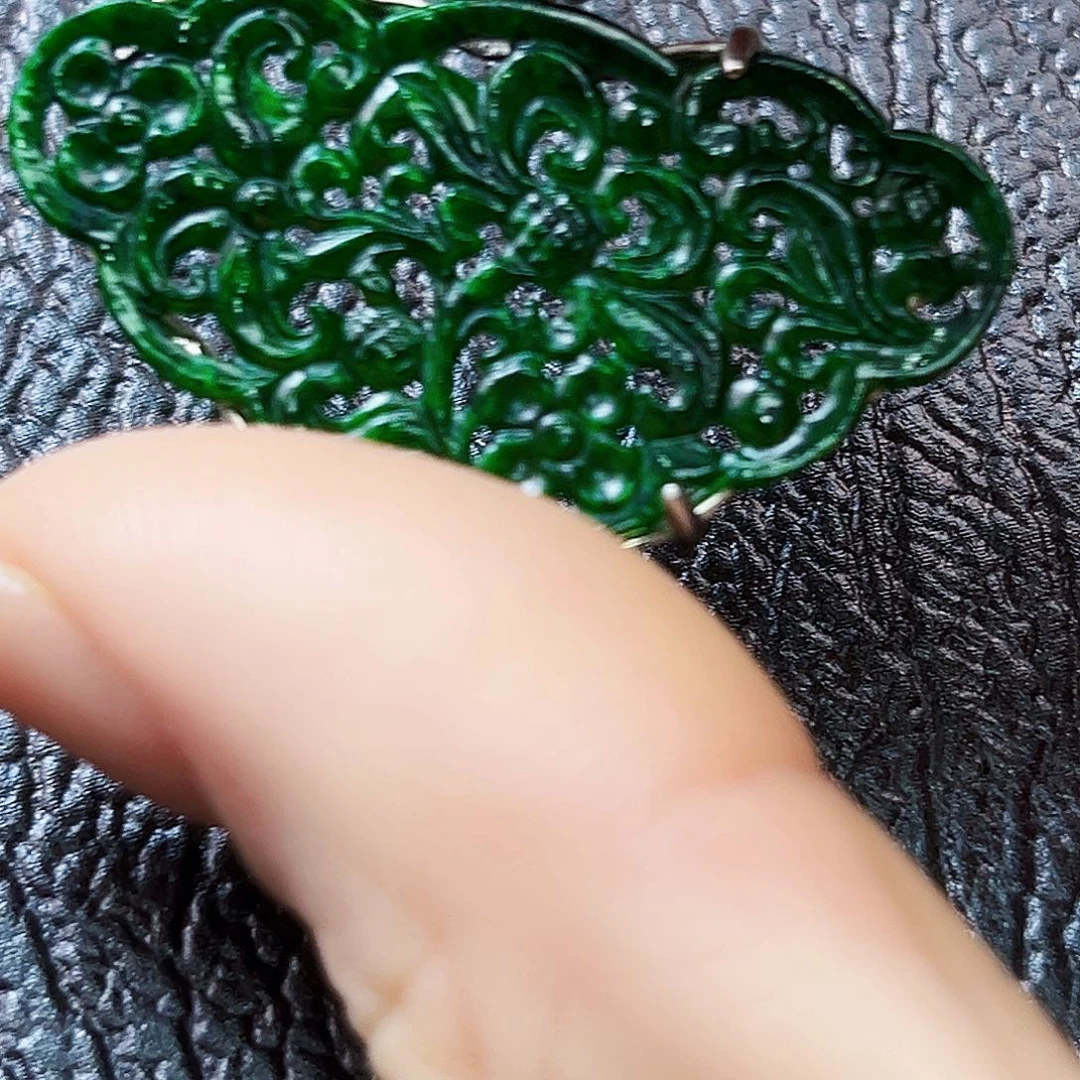 颈饰银S925镶嵌翡翠