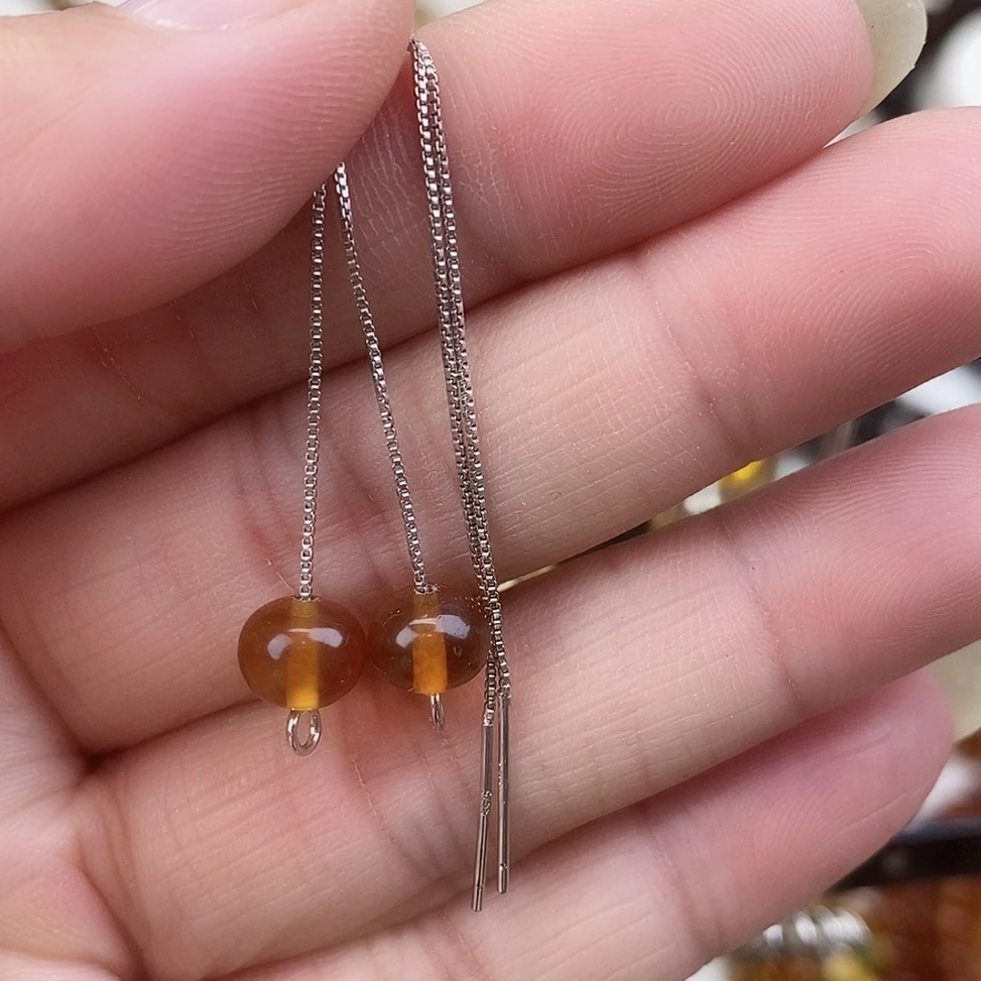 琥珀未镶嵌裸石琥珀