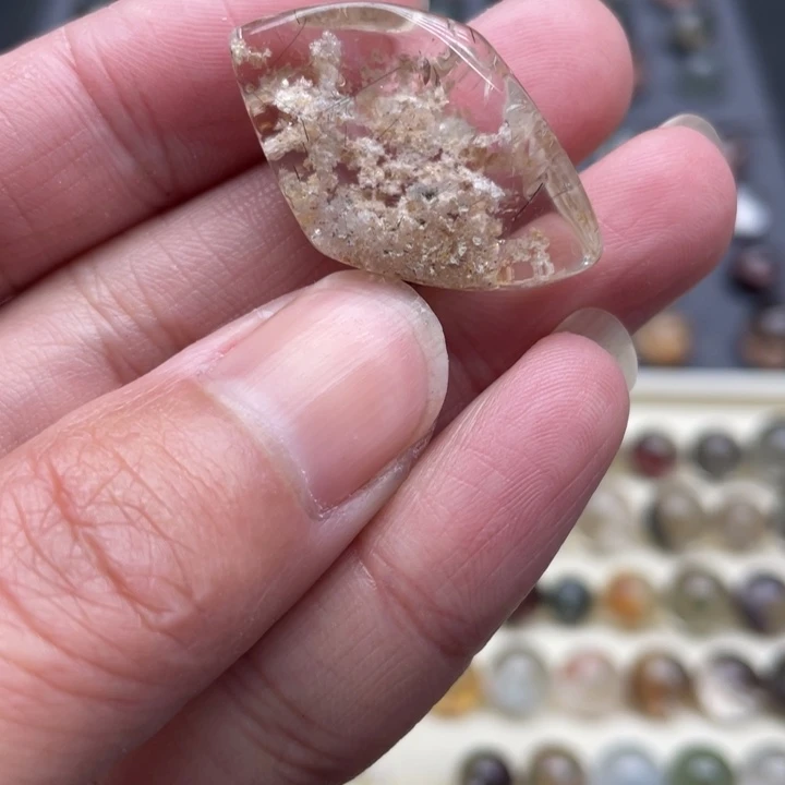 纯天然幽灵碧玺（处理）