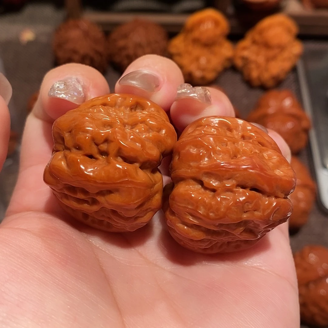 文玩核桃吊坠33.7蛤蟆头1697