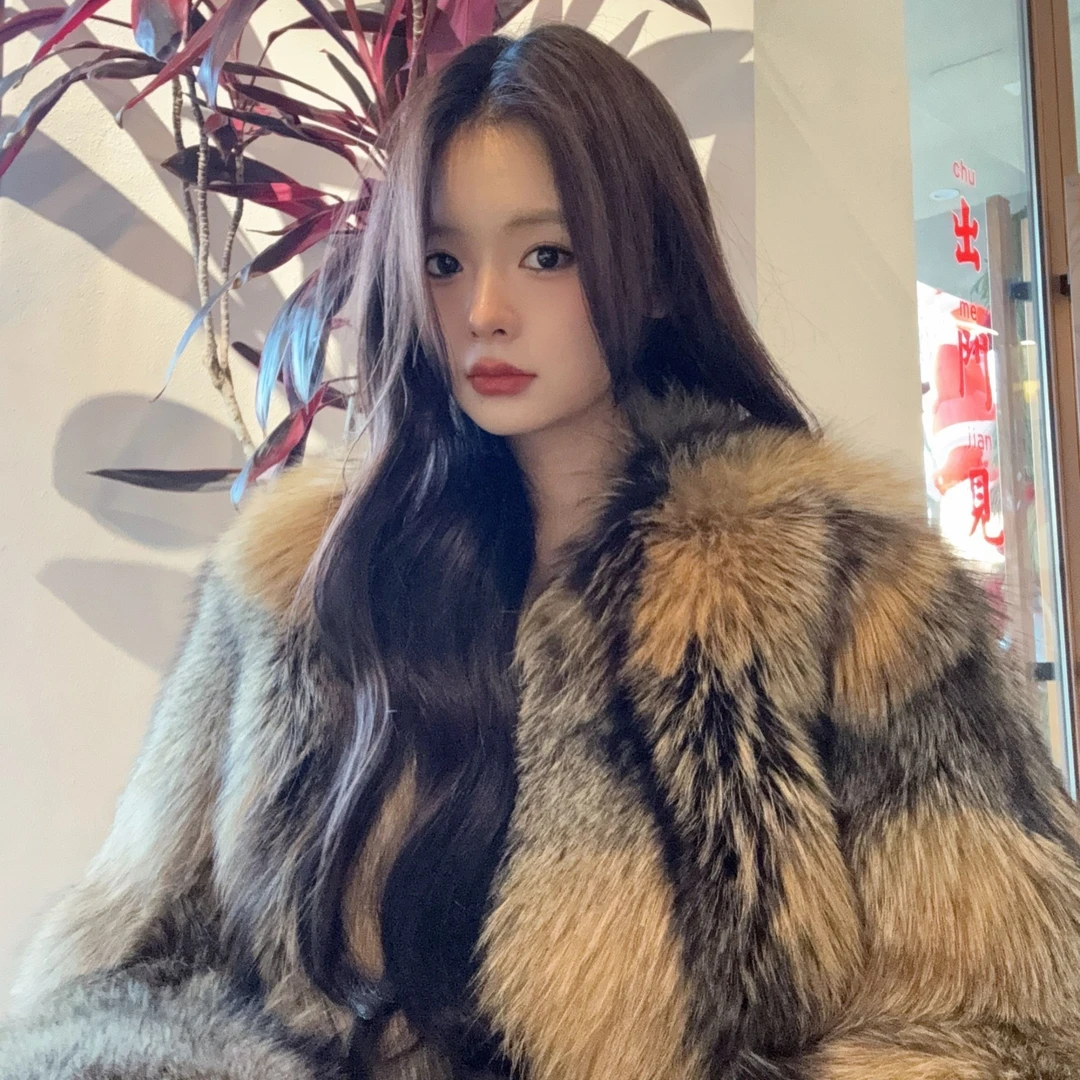 【K.E Studio】“金色边边”芬兰进口saga金边狐狐狸毛时尚外套 2301