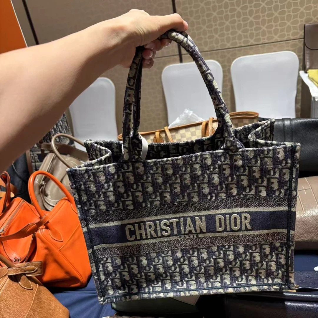 95新 DIOR/迪奥 迪奥托特/19年/6.11/晓晓