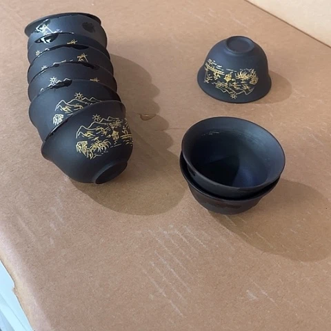 微瑕，不能明火，口径6高3，10个杯子紫砂