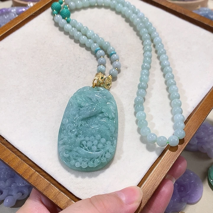 翡翠未镶嵌颈饰翡翠吊坠