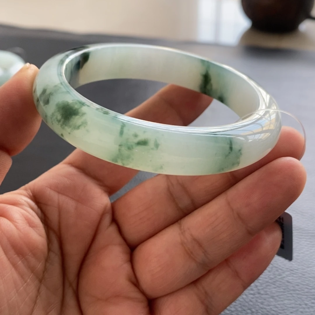 翡翠未镶嵌手镯天然翡翠手镯