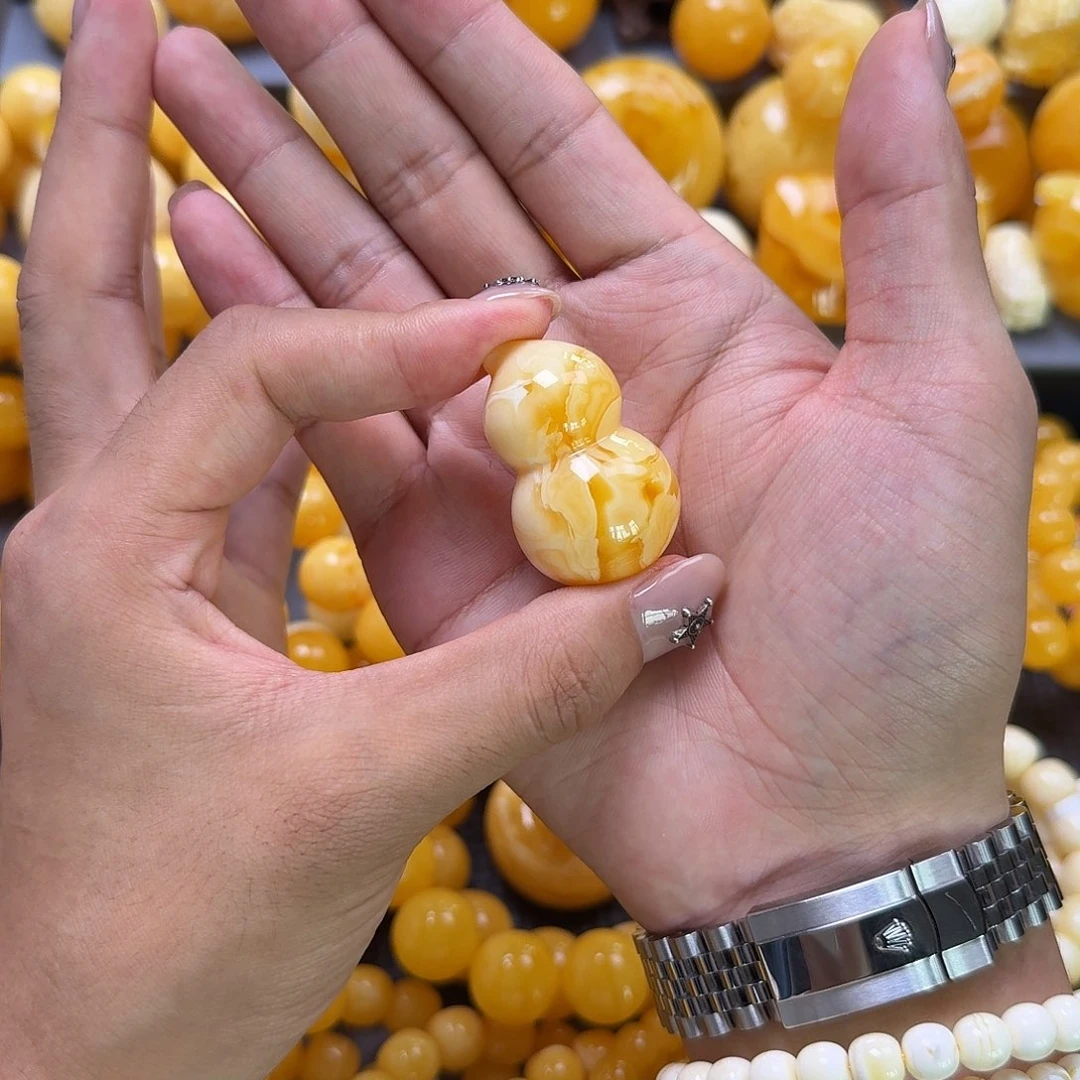 未镶嵌蜜蜡珠宝奇石