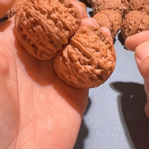 文玩核桃把件漫*白狮子38