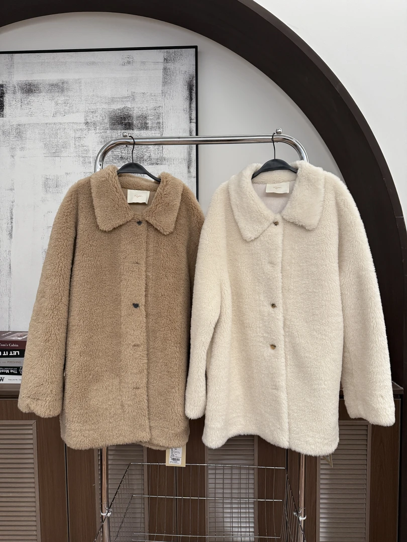 孔一粒N8259毛毛外套