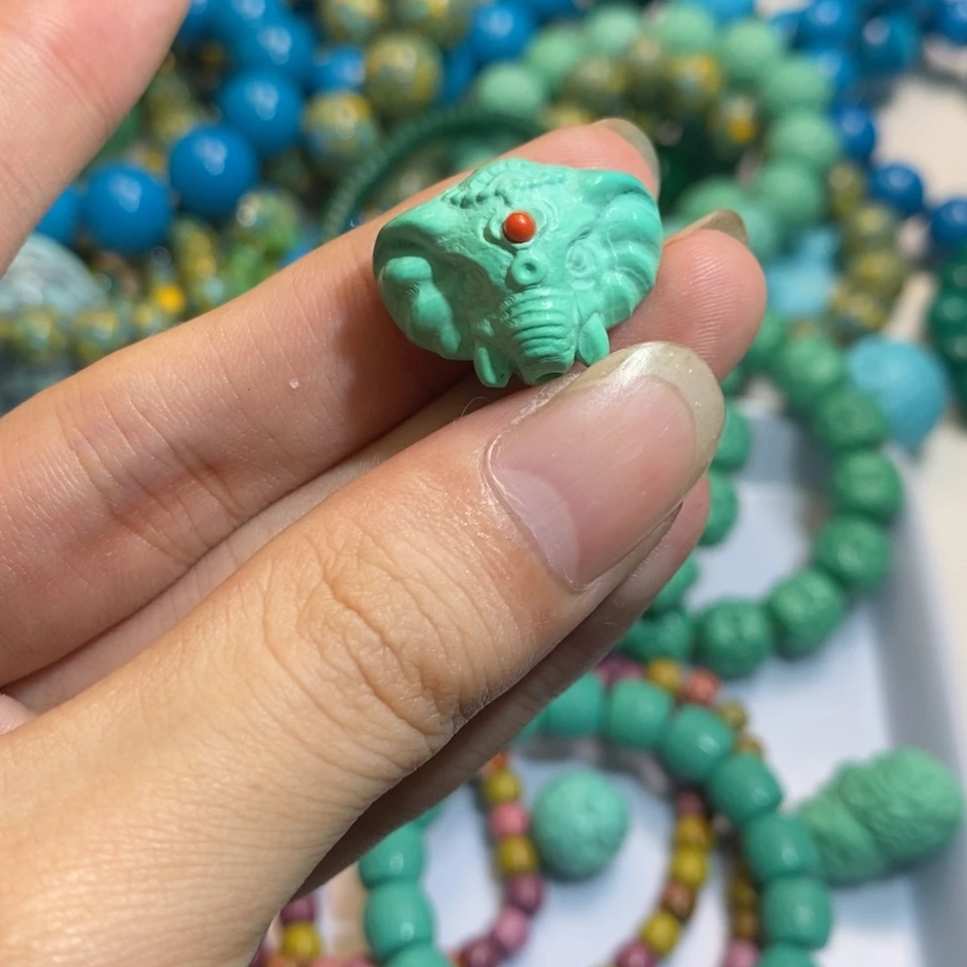 南红玛瑙手串合金
