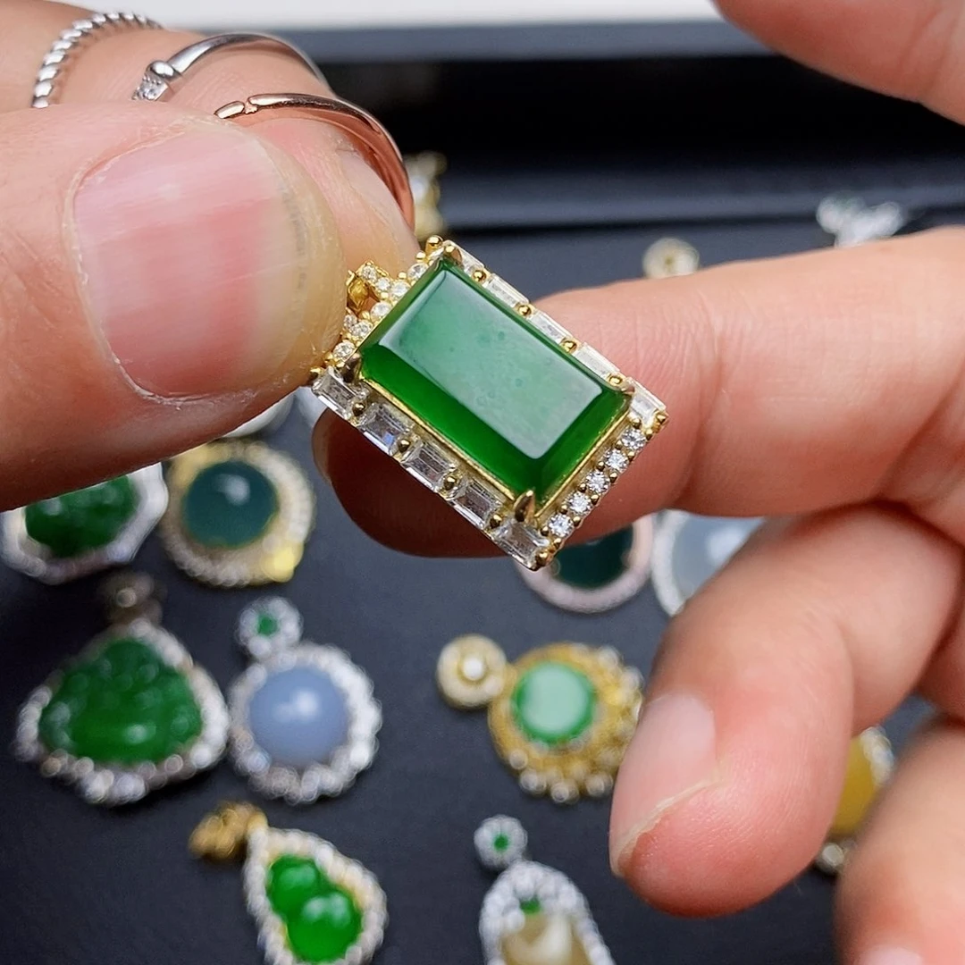 翡翠颈饰银S925镶嵌沙****米项链