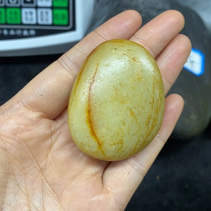 未镶嵌和田玉（糖玉）挂件