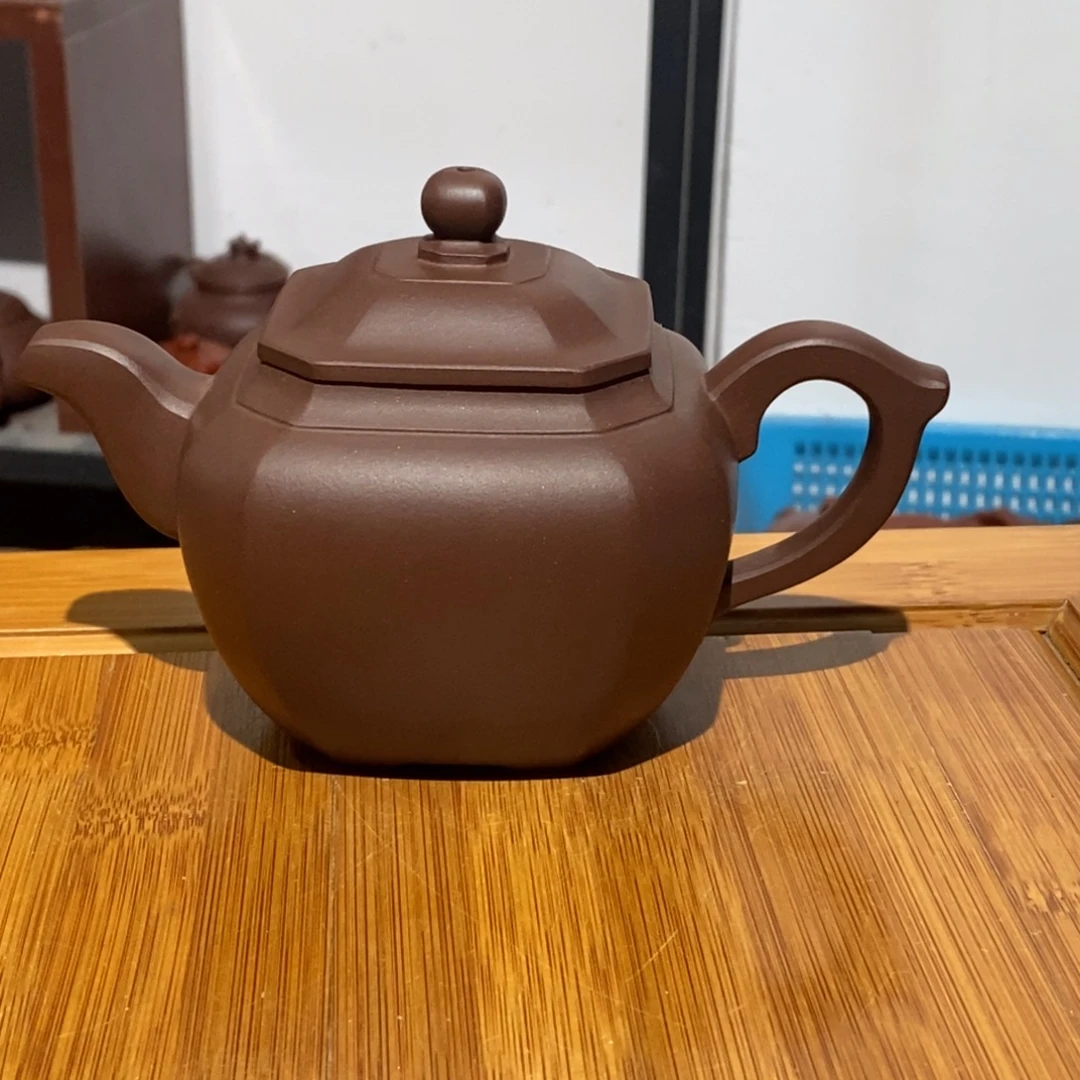 茶壶紫砂紫砂壶。紫砂壶。